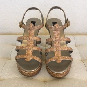 Women’s wedge sandals